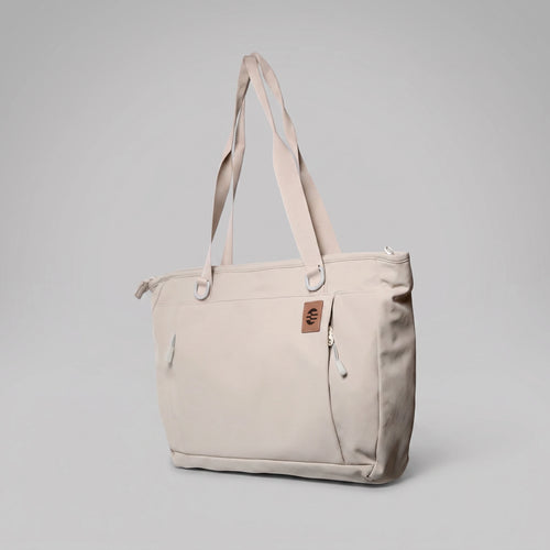 hybeks Drift Tote in Morning Fog, three-quarter view.