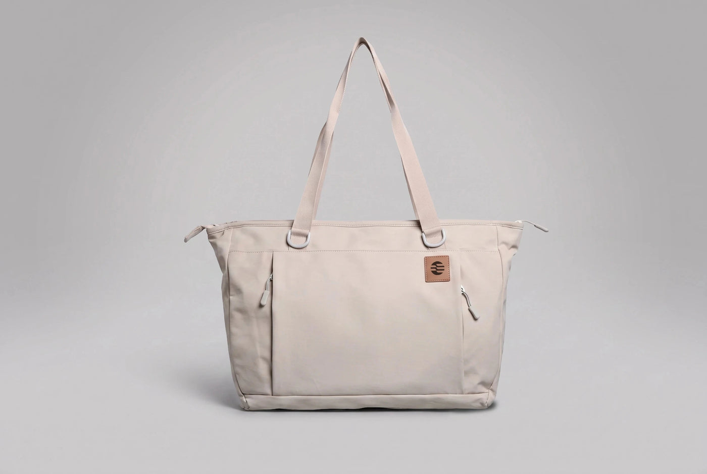 Drift Tote in the Morning Fog finish
